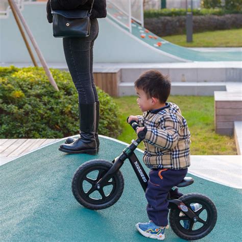 Perfect hills to bike - 100architects