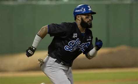 Licey doma otra vez a las Estrellas y va este viernes por el título en