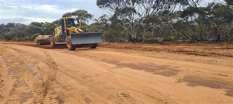 New Grader Brand On Roads For SA Council