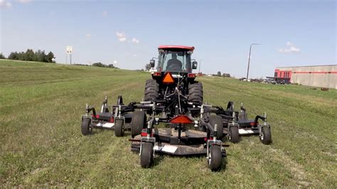 Quick Attach® Quick Finish Flex™ Tractor Flex Wing Finishing Mower