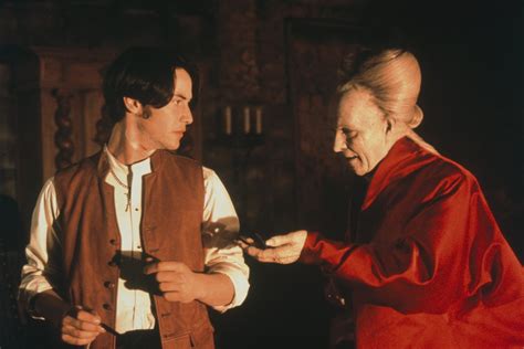 Así espantó Gary Oldman a los actores de Dracula para filmar esta