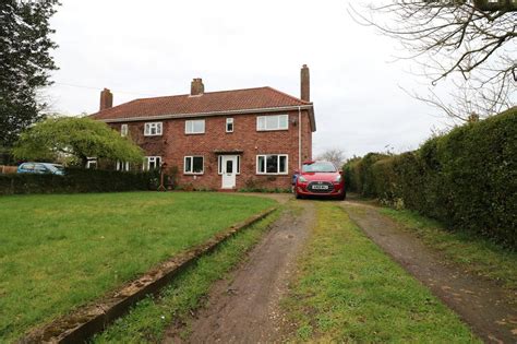 Birchfield Lane Mulbarton Norwich 3 Bed Semi Detached House £325 000