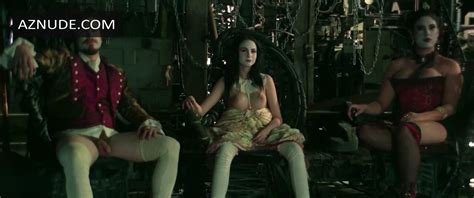 A FILOSOFIA NA ALCOVA NUDE SCENES AZNude