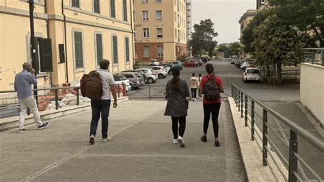 Morto Il Bracciante Abbandonato In Strada Con Un Braccio Mozzato La