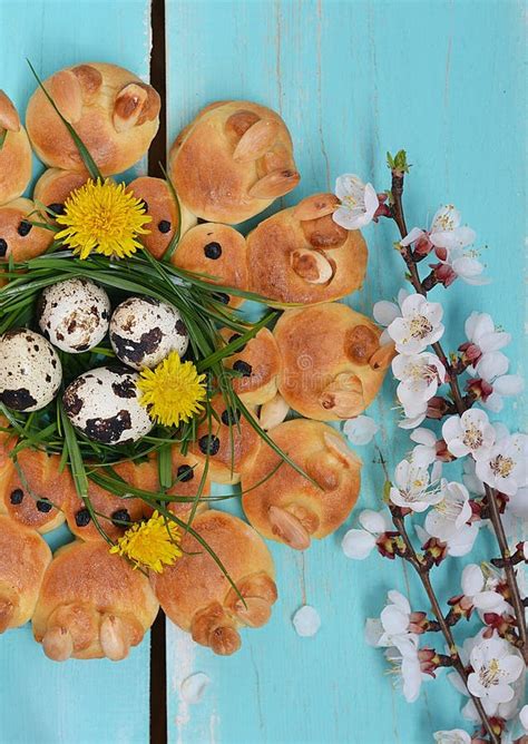 Hot Cross Buns Easter Bunny Stock Photos Free Royalty Free Stock Photos From Dreamstime