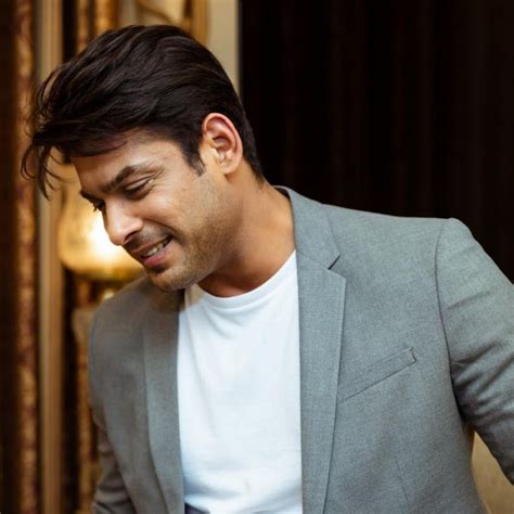 Breaking Tv Actor Sidharth Shukla Passes Away At 40 Newstrack English 1