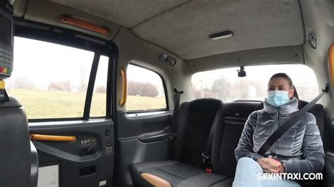 Sexy Brunette Accepted A Dirty Offer From A Taxi Driver