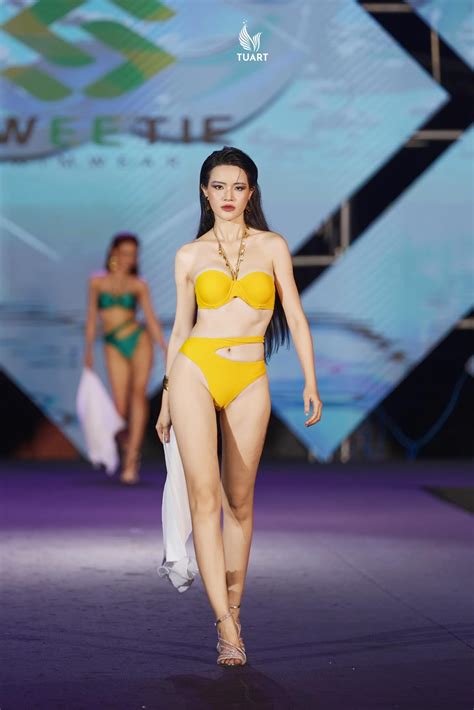 Thí sinh Hoa hậu Du lịch Việt Nam trình diễn bikini nóng bỏng