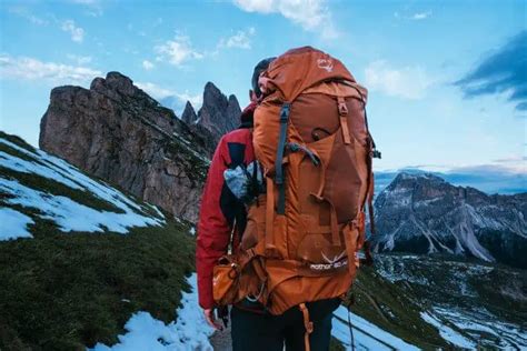 What Is Ultralight Hiking: A Definitive Guide [2021]