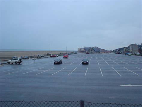 Seafront Car Park Barmouth © David Bowen Cc By Sa20 Geograph