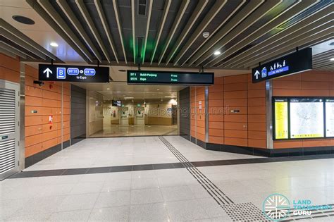 Stevens MRT Station TEL Upper Transfer Level B2 To DTL Platform B