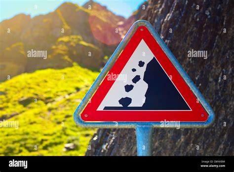 Falling Rock Warning Road Sign Hi Res Stock Photography And Images Alamy