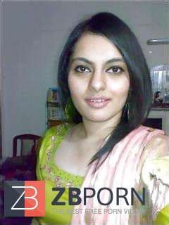Paki Fucksluts Salwar Kameez In Satin ZB Porn
