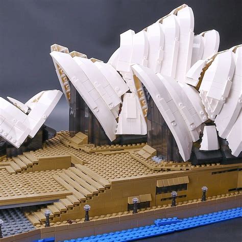 Lego Sydney Opera House