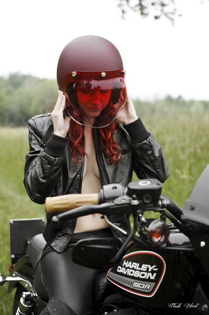 Luusama Motorcycle And Helmet Blog News Harley Davidson Sexy Nude Bike