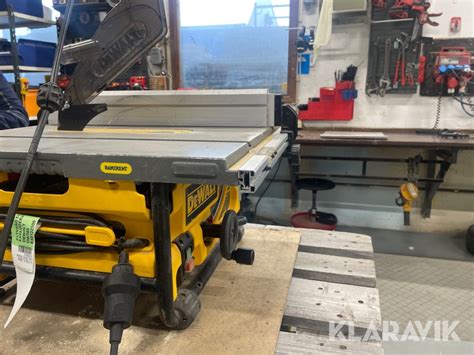 Klyvsåg Dewalt DW 745-QS, Svalöv, Klaravik auktioner