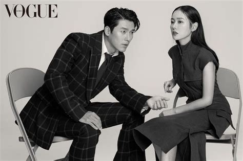 Hyun Bin And Son Ye Jin For August Vogue Couch Kimchi Hyun Bin Korean Couple Photoshoot