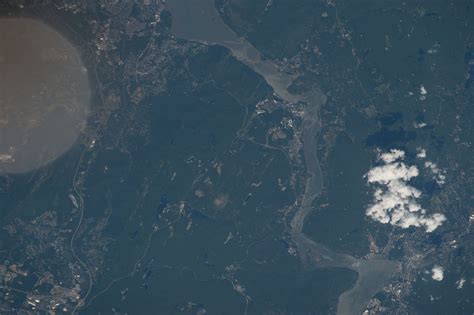 Astronaut Photo Iss048 E 1658