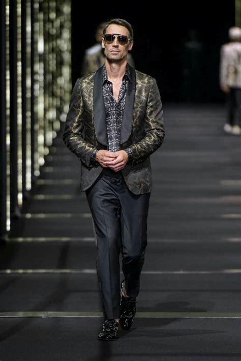 Milan Fashion Mens Fashion Spring Summer 2018 Billionaire Suit