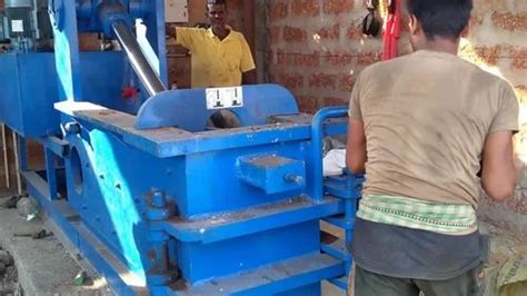 Vertical Scrap Bailing Press Tons At Rs Jagatpur