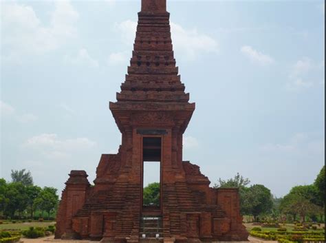 Pesona Keindahan Wisata Situs Trowulan Mojokerto