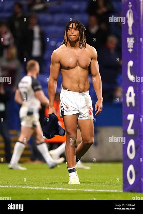 Dom young rugby hi-res stock photography and images - Alamy 