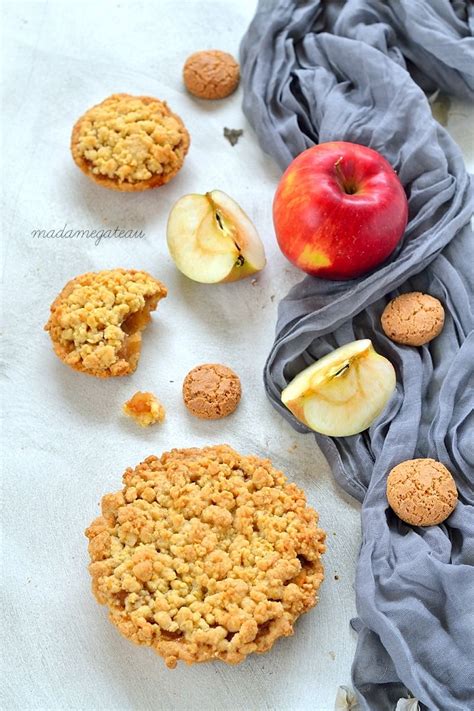 Mini Sbriciolata Alle Mele Cannella E Amaretti Madame Gateau