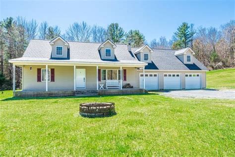 Shaftsbury, VT Homes For Sale & Shaftsbury, VT Real Estate | Trulia