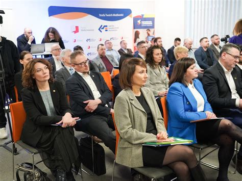 The Chamber Conducts A Dialogue Polish Ukrainian Chamber Of Commerce