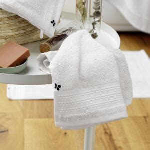 Serviette De Bain X Cm Vita Blanche Linge De Bain Eminza