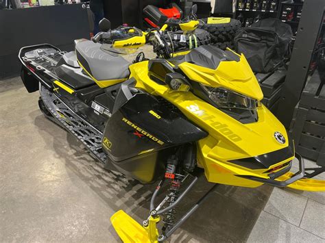 Ski Doo Renegade Xrs Arden Violetta