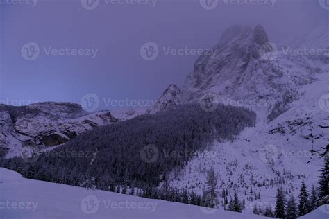 mountain village in alps at night 10683657 Stock Photo at Vecteezy