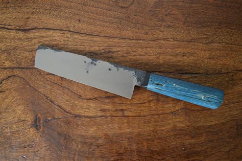 Cuisine 235 Nakiri 135Cr3 hêtre échauffé éco stabilisé bleu corne