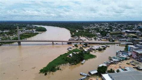 Rio Juruá sai da cota de transbordo em Cruzeiro do Sul mas ainda há