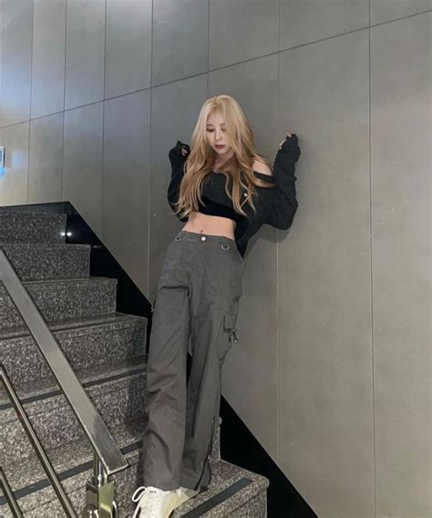 Ide Daily Outfit Ala Lee Chae Yeon