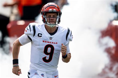 Bengals Qb Joe Burrow Wins December 2021 Hickok Belt® Award Westside