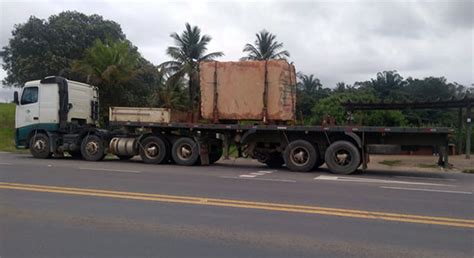 Roda Se Solta De Carreta E Atinge Uma Pessoa Na BR 101 Em Vila Velha