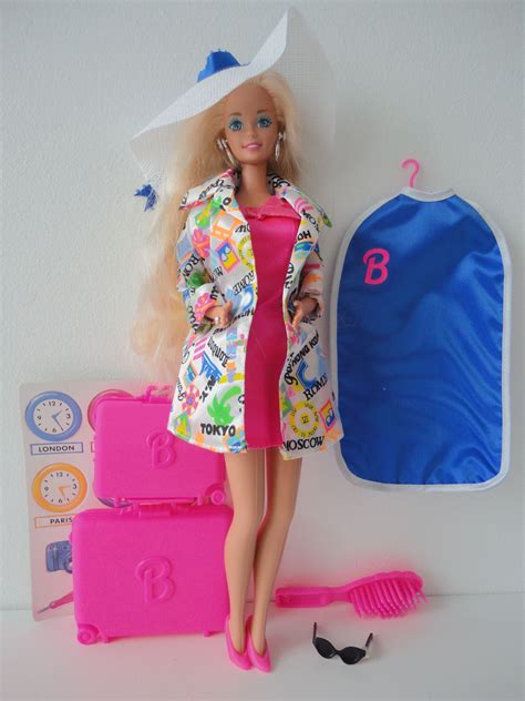 Barbie International Travel Blond BD1994 #13912 | Barbie, Barbie ...