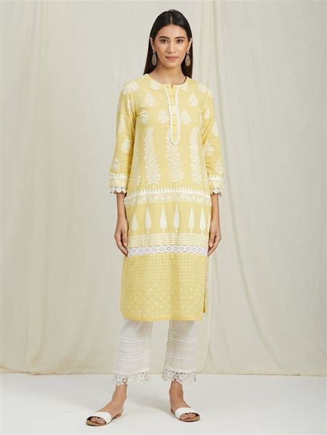 Buy Off White Polka Dot Hand Block Printed Cotton Tiered Kurta With