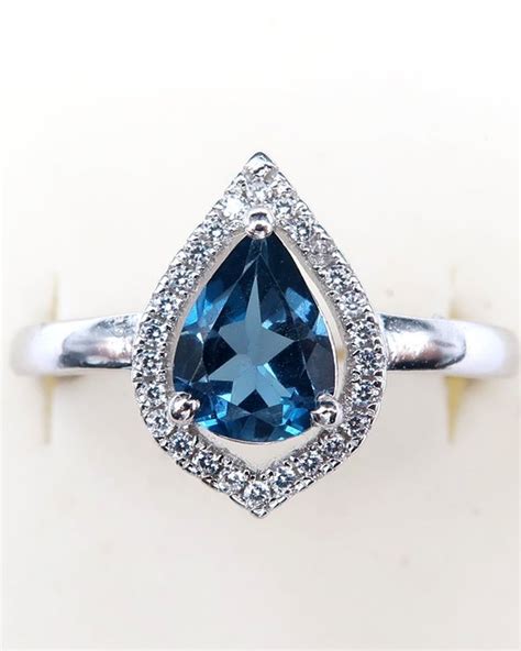 Bague de foi ornée d une topaze bleue Argent 925 Topaze Catawiki