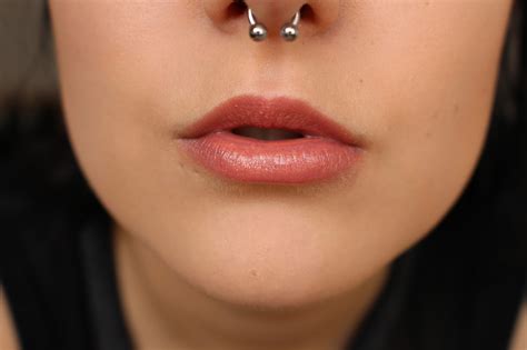 Kittenmoustache Video The Struggle Finding The Perfect Nude Lip Swatches