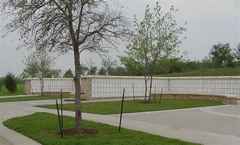 Dallas-Fort Worth National Cemetery in Dallas, Texas - Find a Grave ...