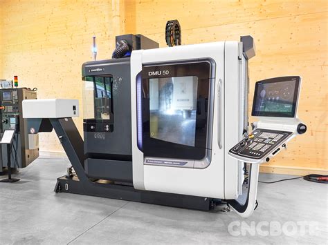 DMG MORI DMU 50 Bearbeitungszentrum Gebraucht Kaufen