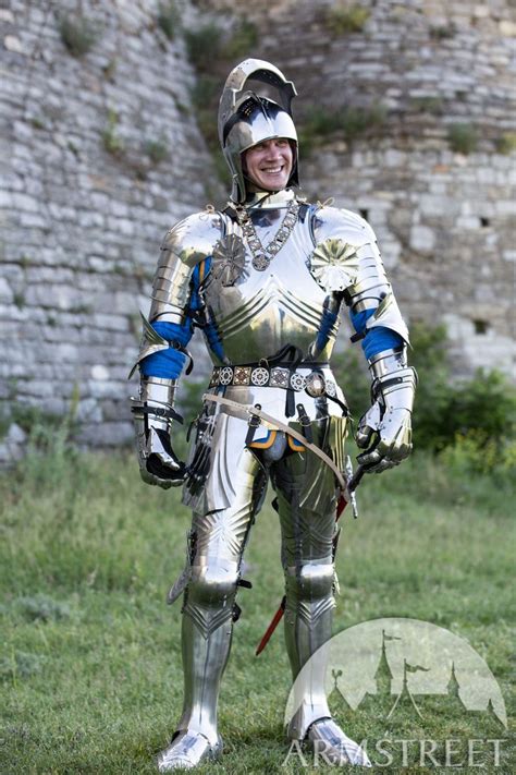 Medieval Knight Gothic Plate Armour Kit | Knight armor, Medieval knight ...