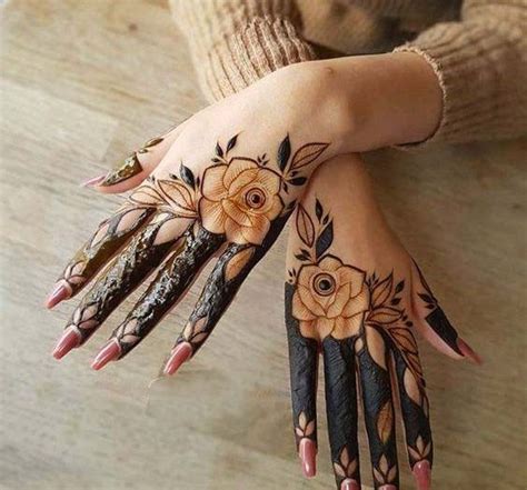 Unique And Best Rose Mehndi Designs For Brides And Bridesmaids