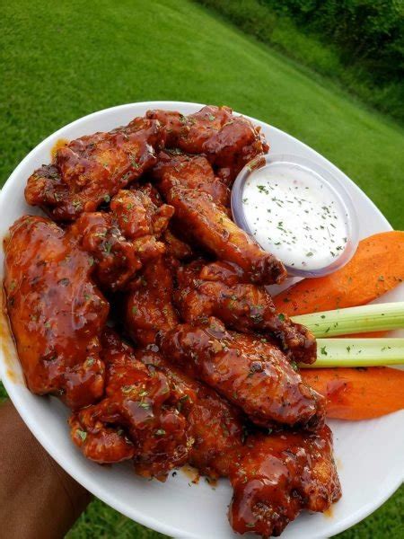 Sweet & Spicy Chicken Wings | worldofcooking.net