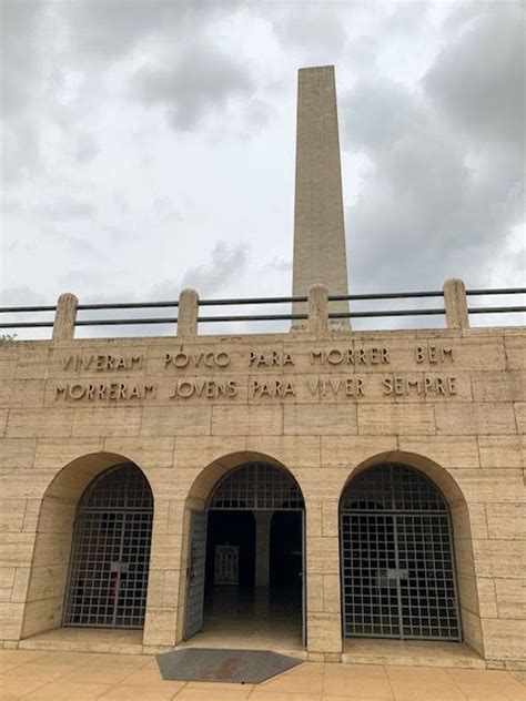 Uma Visita Ao Obelisco Do Ibirapuera Em S O Paulo Passeio General