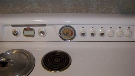 Vintage Electric Hotpoint Range Instappraisal