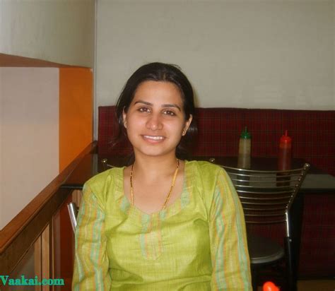 Hot Celebrity Bollywood Hyderabad Aunties Hot Photos