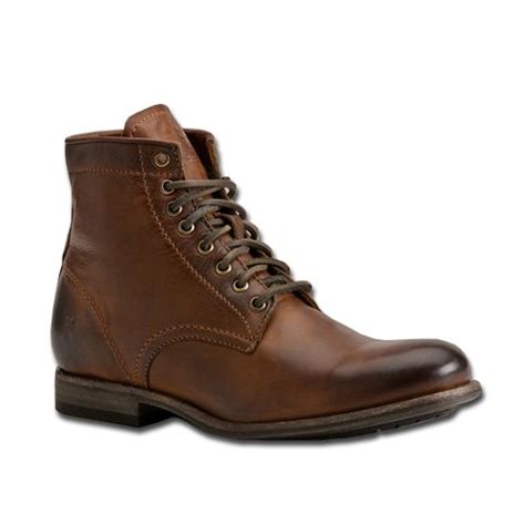 Frye Boots Sizing and Fit Guide: Achieve All-Day Comfort